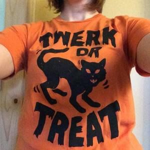 Meet your Posher, Andi